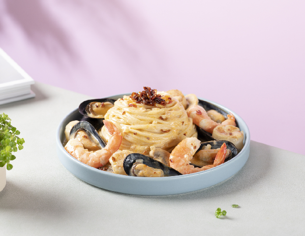Creamy Spicy Seafood Linguine_600