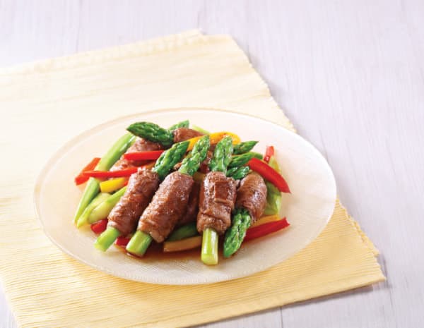 anz600_Pan-fried Asparagus and Beef Roll