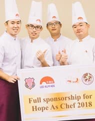 13 outstanding students of KUSU Chef Training Programme will be granted scholarships from Lee Kum Kee’s “Hope as Chef” programme for their eight-month culinary training.