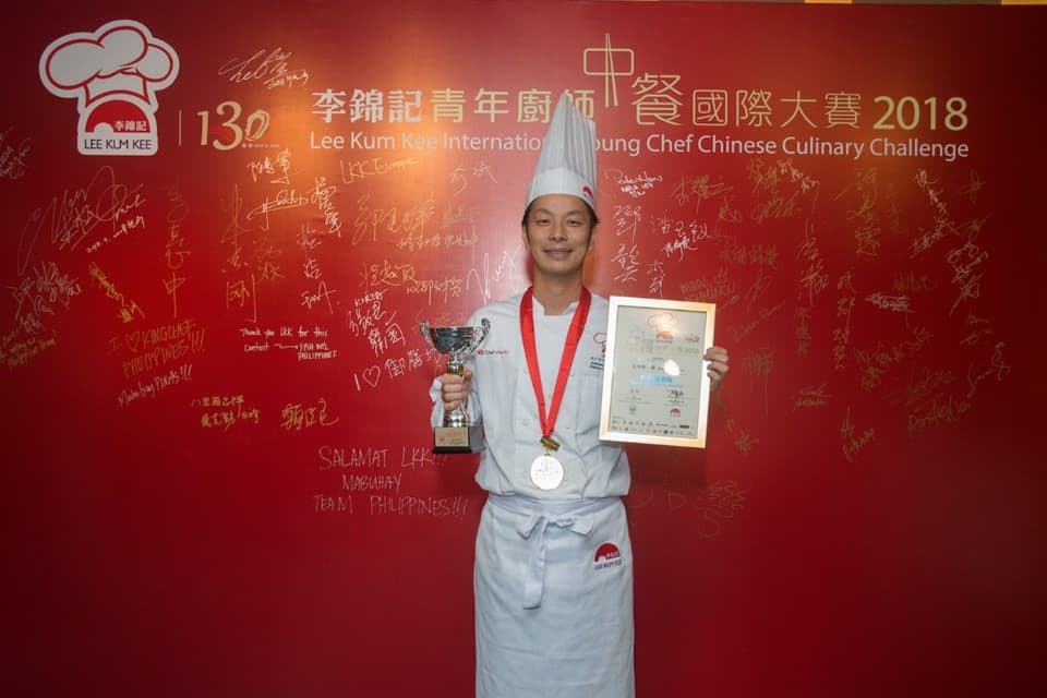  “Best Presentation Award” went to Hikata Shoichiro (Japan) with the winning dish “The Tales of Bamboo Princess”