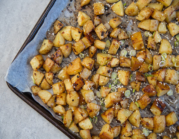 Garlic and Soy Roasted Potatoes 600 x465