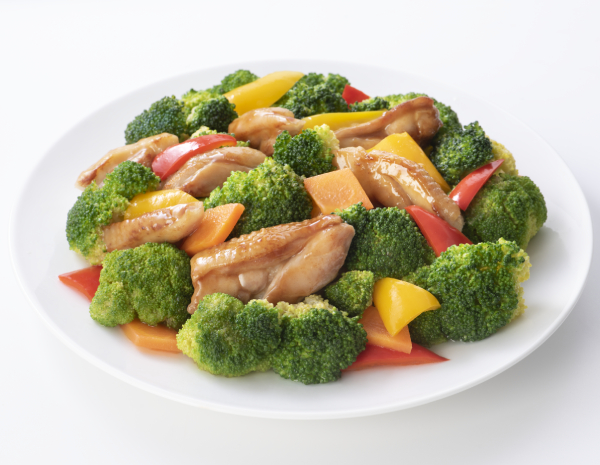 Stir-fried Chicken Fillet with Broccoli and Peppers