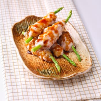 HK_recipe_350_Asparagus rolls oyster sauce