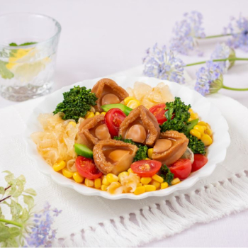Stir-fried Abalone with Corn and Baby Broccoli