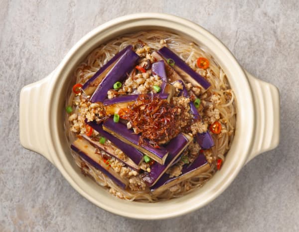 HKrecipe600Braised Eggplant Minced Pork and Glass Noodle with Seafood XO Sauce in Casserole