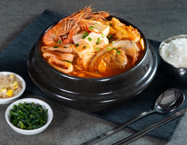 HK_recipe_600_Korean Tofu Seafood Stew