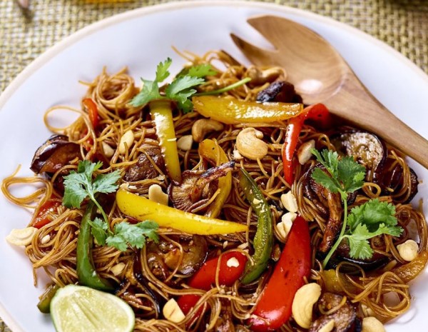 lee-kum-kee-grilled-vegetable-vermicelli-noodles--with-pack-