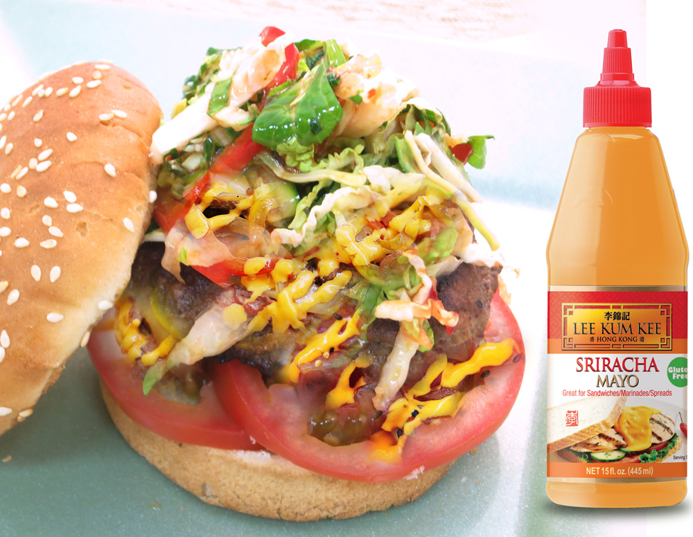 Recipe Black Pepper Burger with Sriracha Mayo and Thai Sweet Chili Slaw