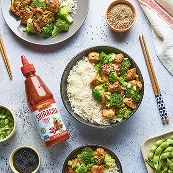 Honey Sriracha Chicken and Broccoli Meal Prep Bowls