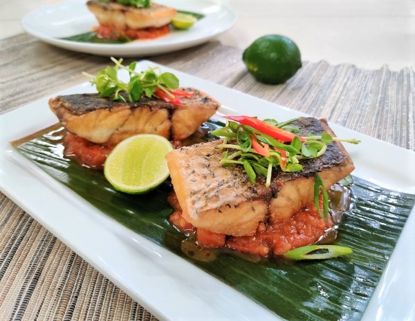 Recipe Pan Fried Fish with Fine Shrimp Sauce and Chili (1)