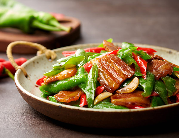 Recipe Stir-Fried Pork Belly with Chili Peppers