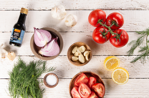 Recipe Mediterranean Tomato Salad with Fresh Herbs_Step 1
