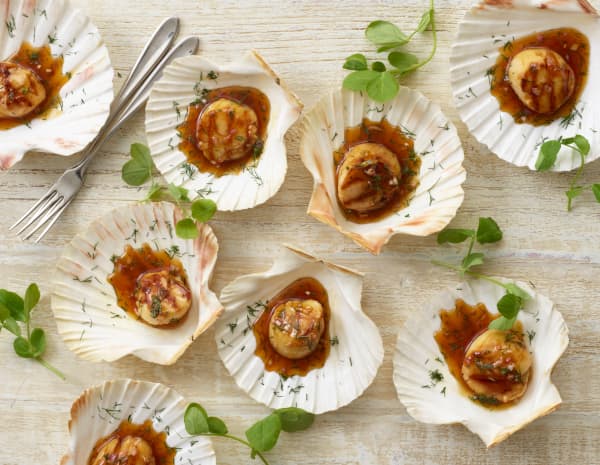 eu600Grilled Scallops With White Wine  Plum Sauce
