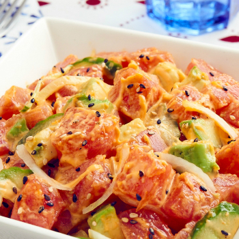 Recipe Tuna Poke with Sriracha Mayo 