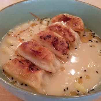 HK_recipe_350_Japanese Style Pork Bone Broth Udon with dumpling