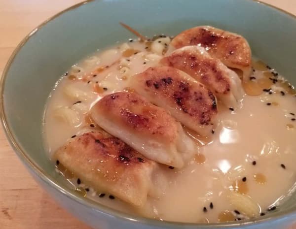 HK_recipe_600_Japanese Style Pork Bone Broth Udon with dumpling
