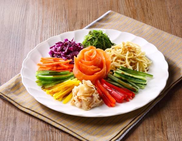 HK_recipe_600_Salmon Sashimi Mixed Salad